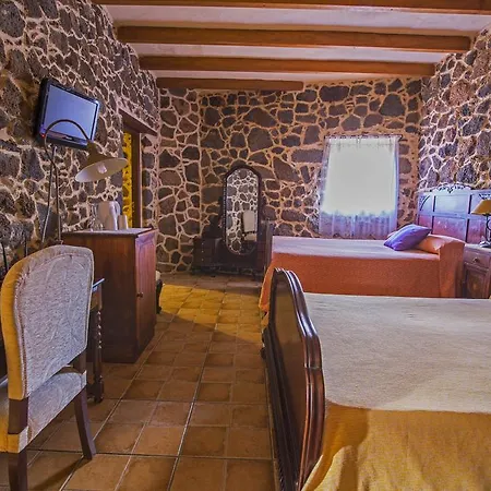 Guest house Rural Restaurante Mahoh