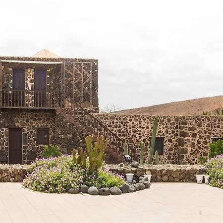 Rural Restaurante Mahoh Guest house 3*